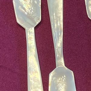 Caviar spoons Mother of Pearl 7